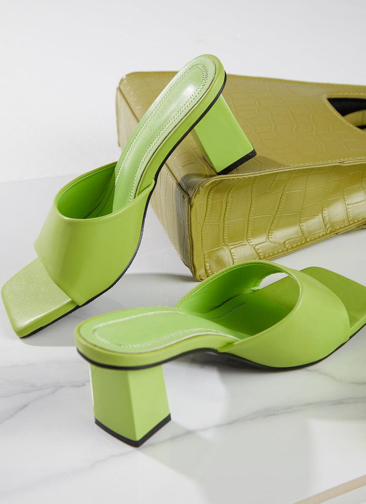 Dixie Mule Heel - Lime Green - Peppermayo