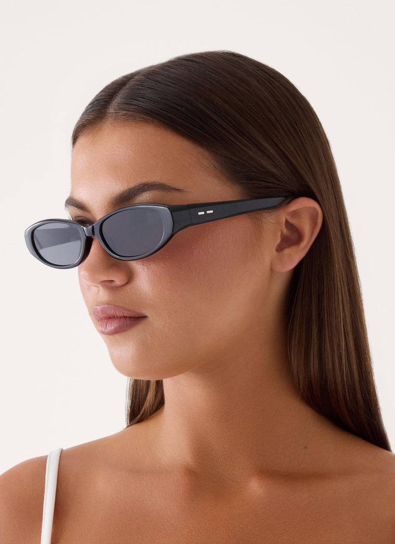 Alexa Sunglasses - Black