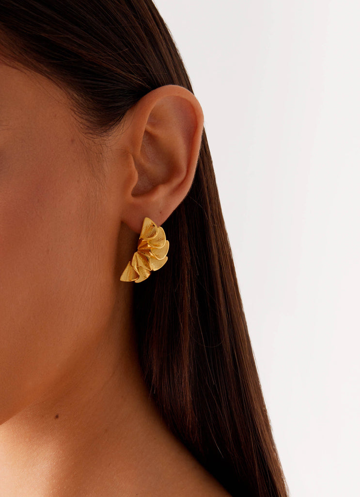 Karris Earrings Gold 2 Peppermayo
