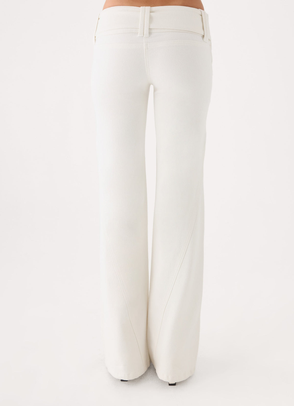 Lina Low Rise Jeans - White