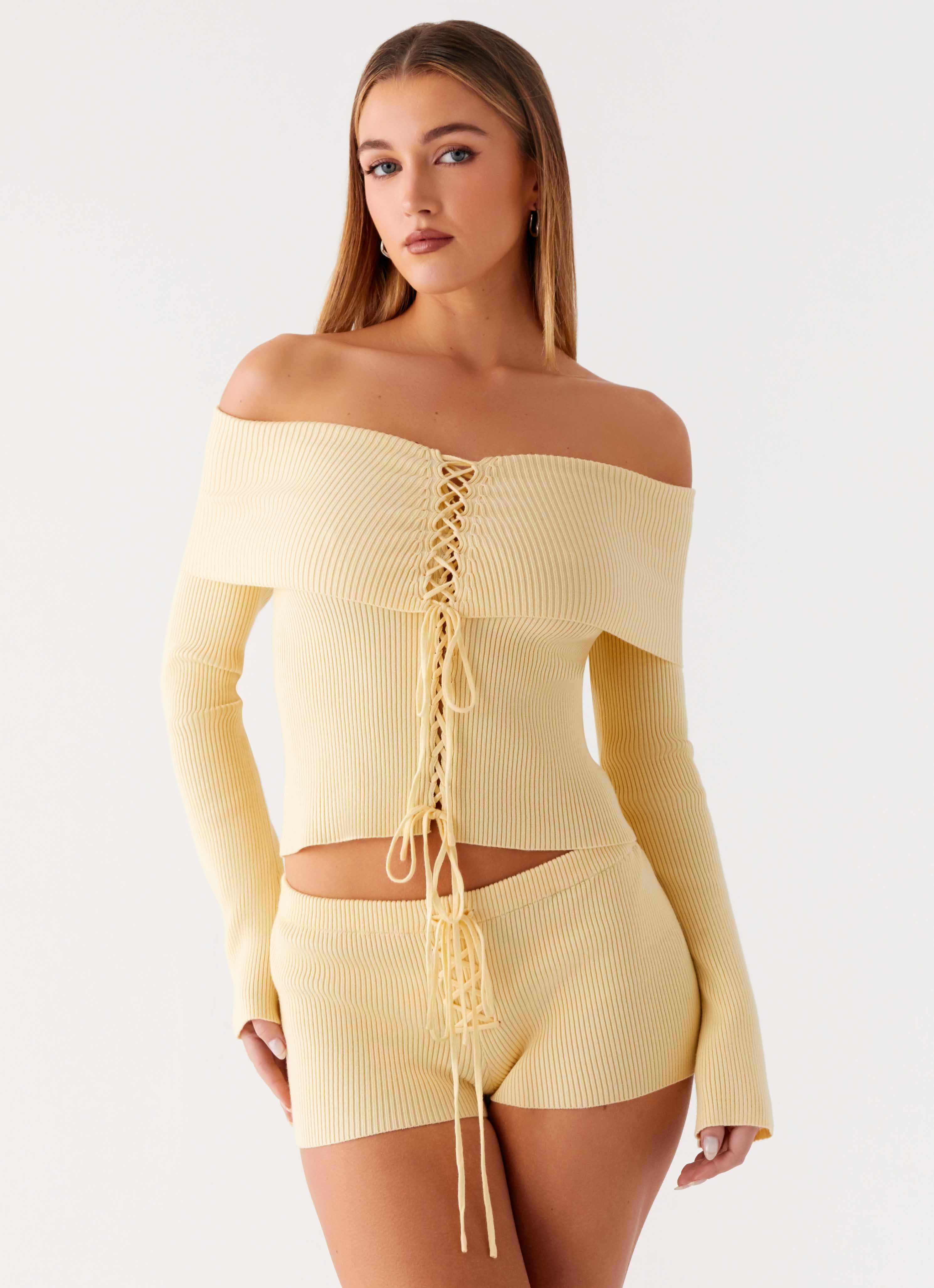 【新品未使用、即日発送】moose's pretty knit shorts Muted Muse Knit Mini Short - Yellow – Peppermayo Europe