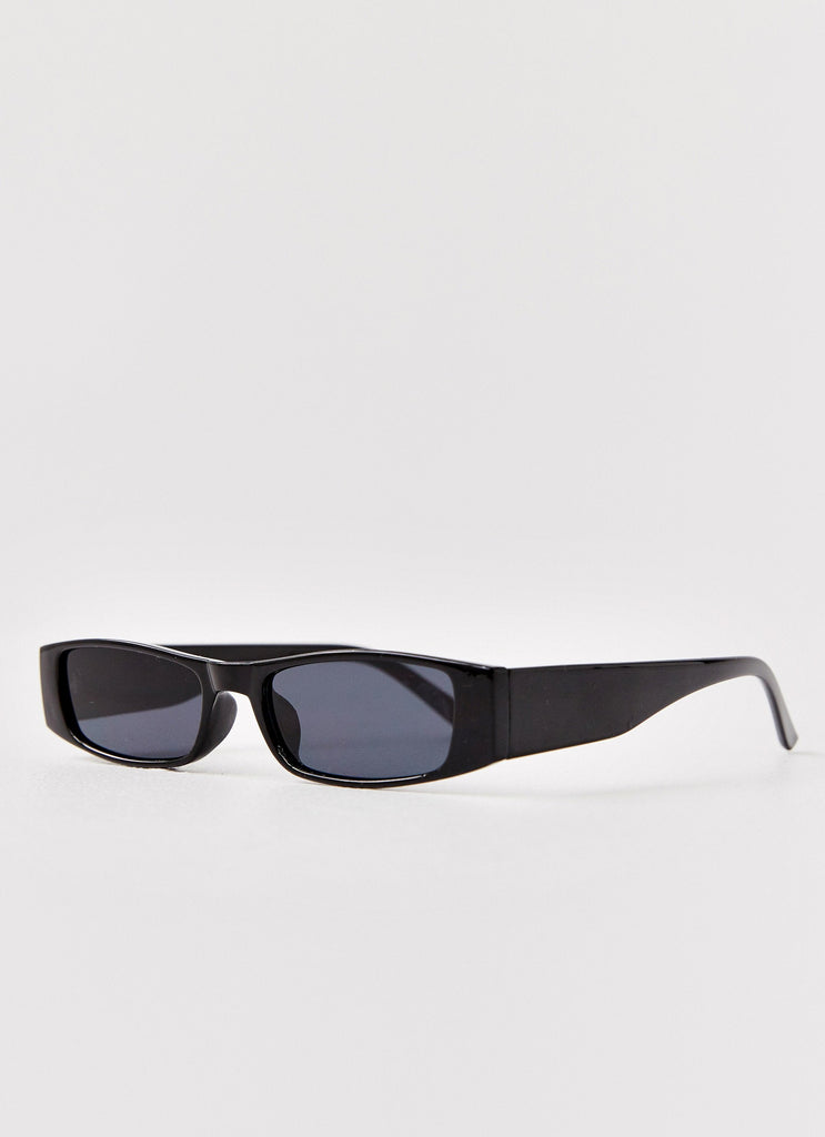 Womens Windsor Sunglasses in the colour Black in front of a light grey background