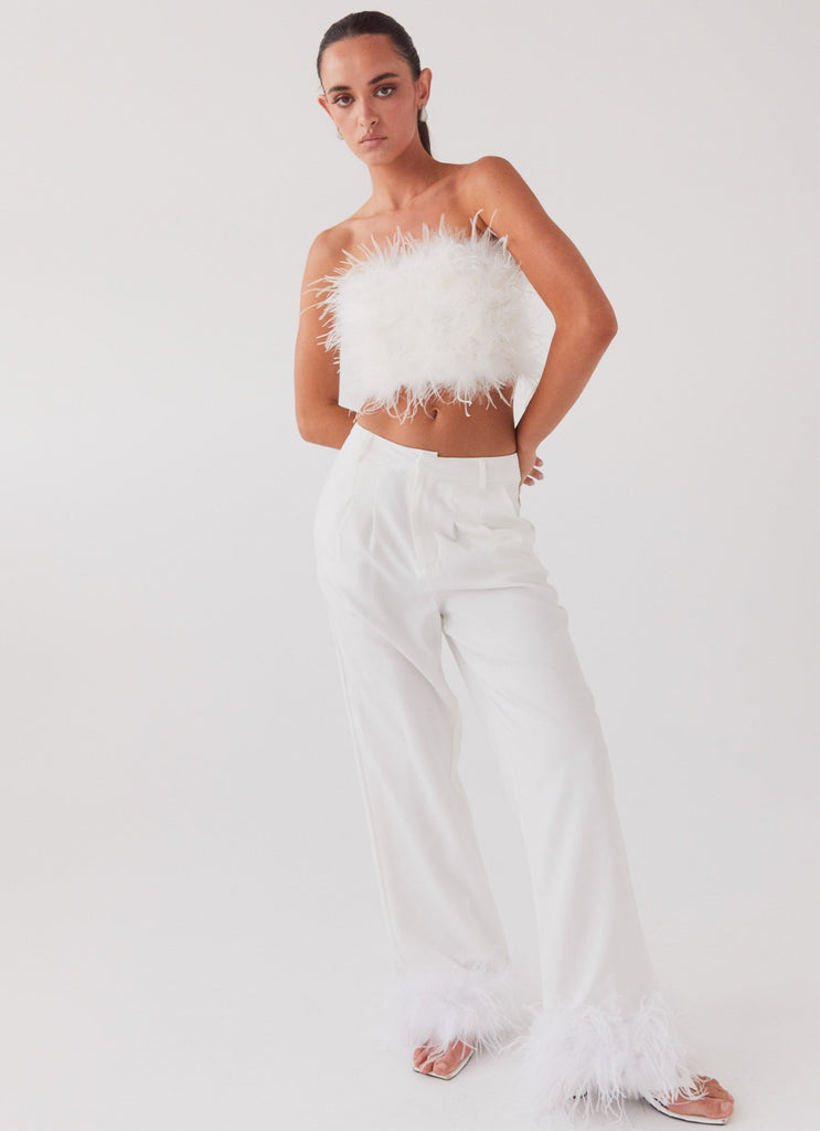 Womens Shake It Off Feather Pants in the colour Snow in front of a light grey background