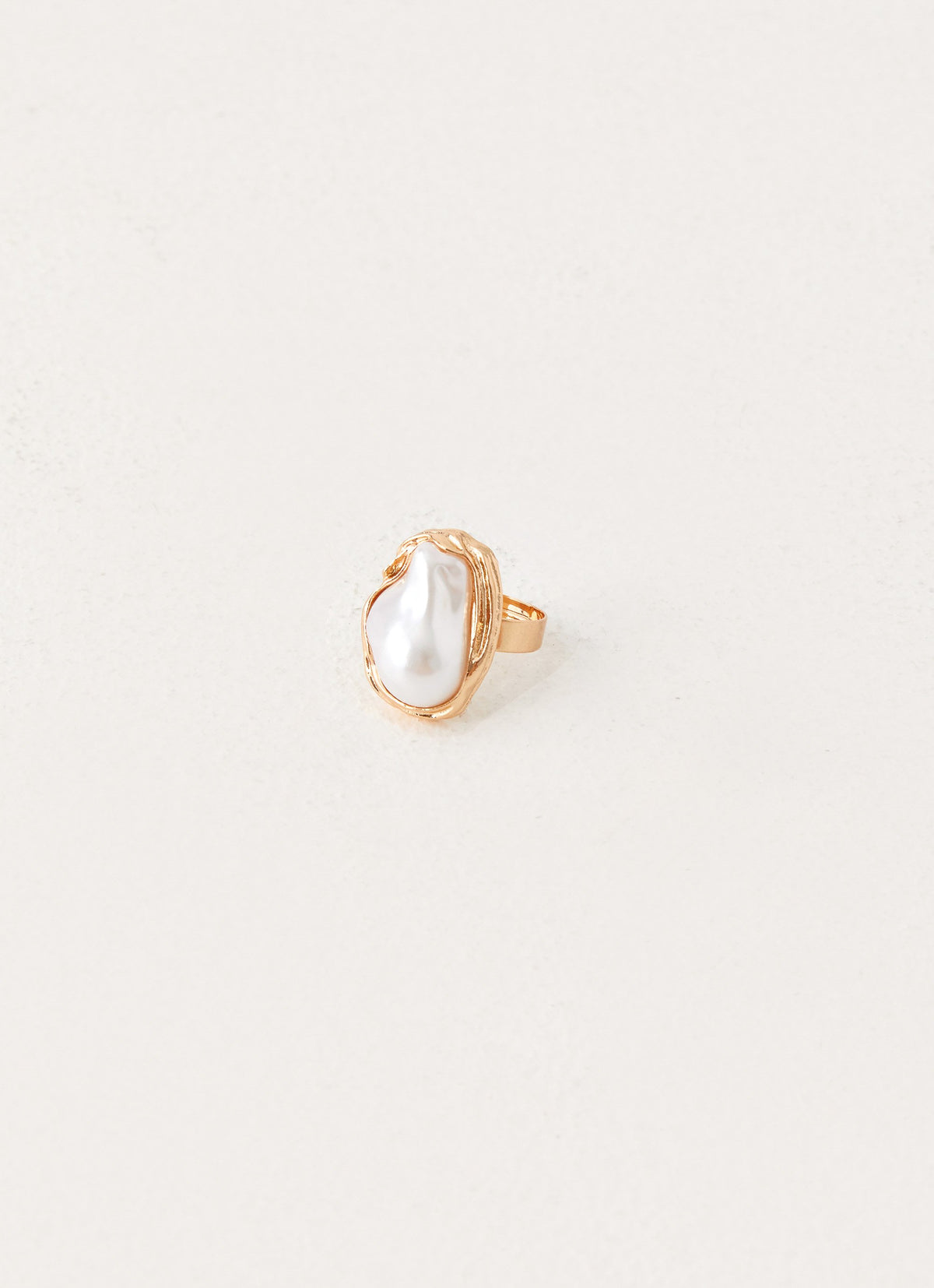 Salina Ring - Pearl