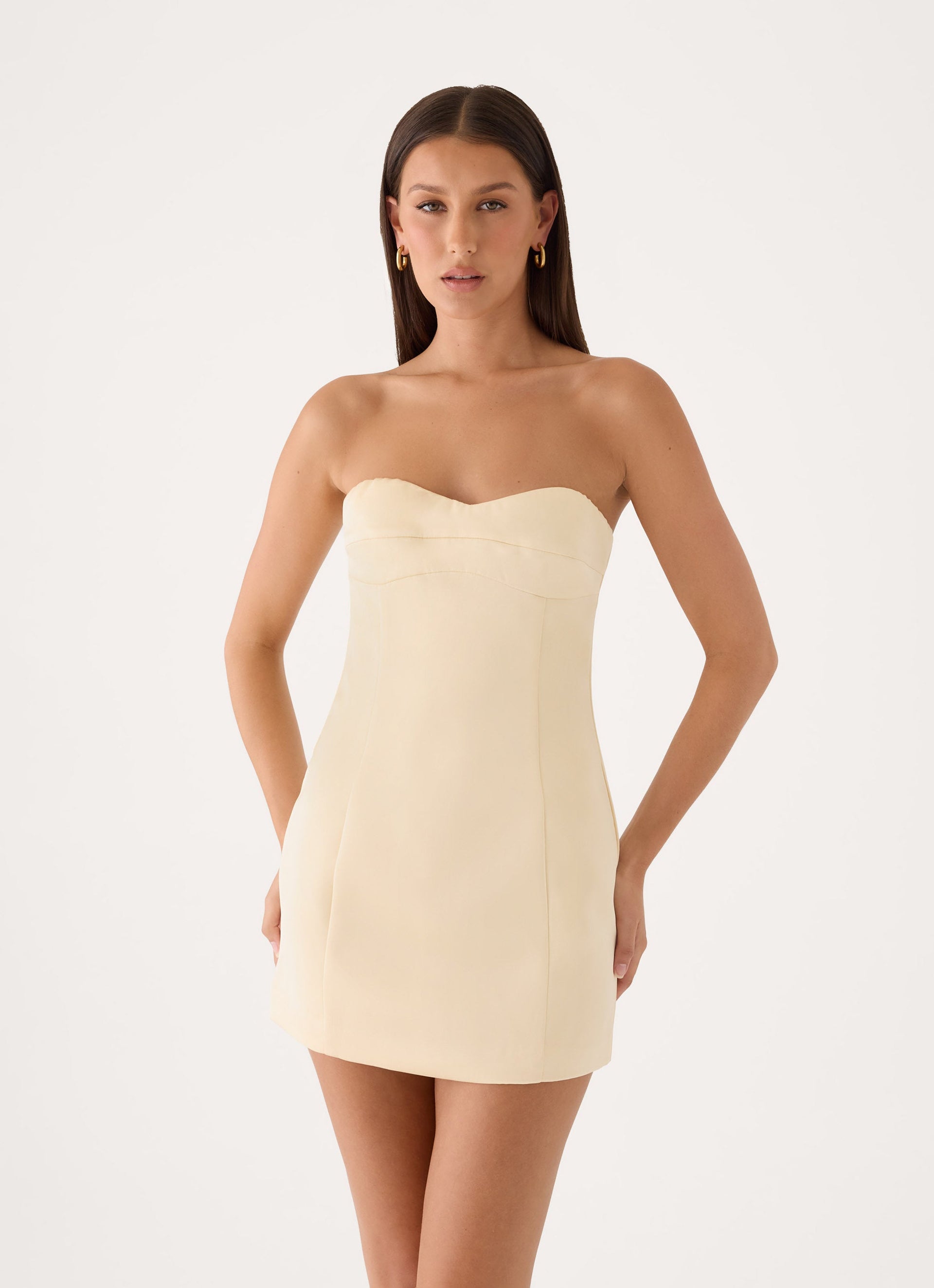 champagne mini dress The Spotlight YGroup_maren_satin_dress ASOS DESIGN sculpted bandeau Name/Description:Monica Custom - Illusion Sweetheart w Wide Neckline