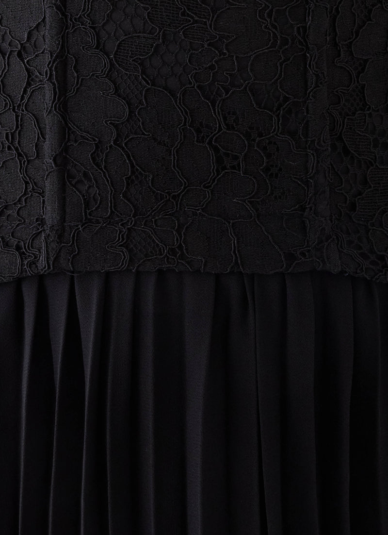 Tunnel Vision Maxi Dress - Black