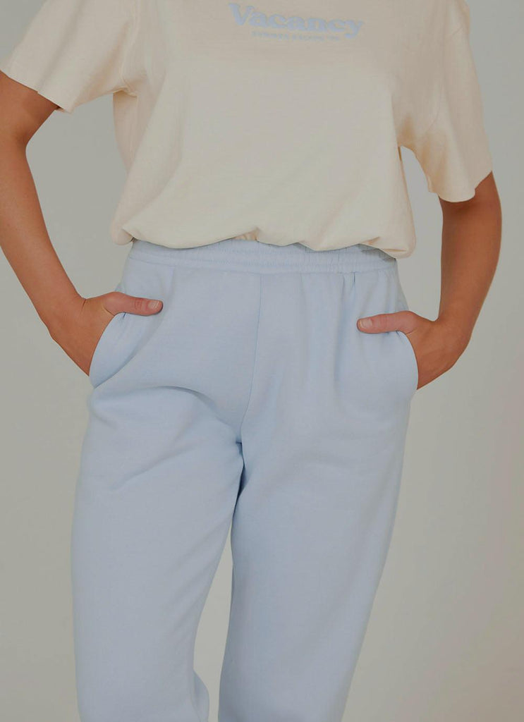 Paradise Sweatpants - Sky Blue - Peppermayo